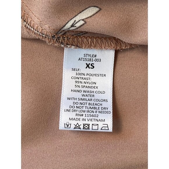 ASTR The Label AT15181-003 Drape Front Long Sleeve Floral Bodysuit Size XS - Picture 10 of 10